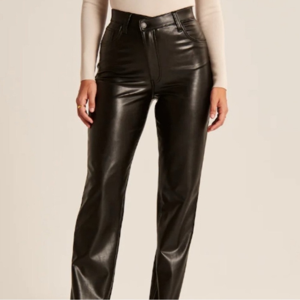 Abercrombie Curve Love Criss-Cross Waistband Vegan Leather 90s Straight Pants